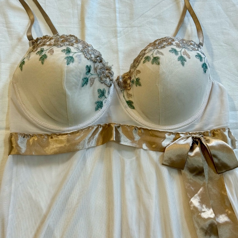 Sheer Embroidered Lingerie Babydoll Nightie Ivory Gold Underwire Size S Bridal